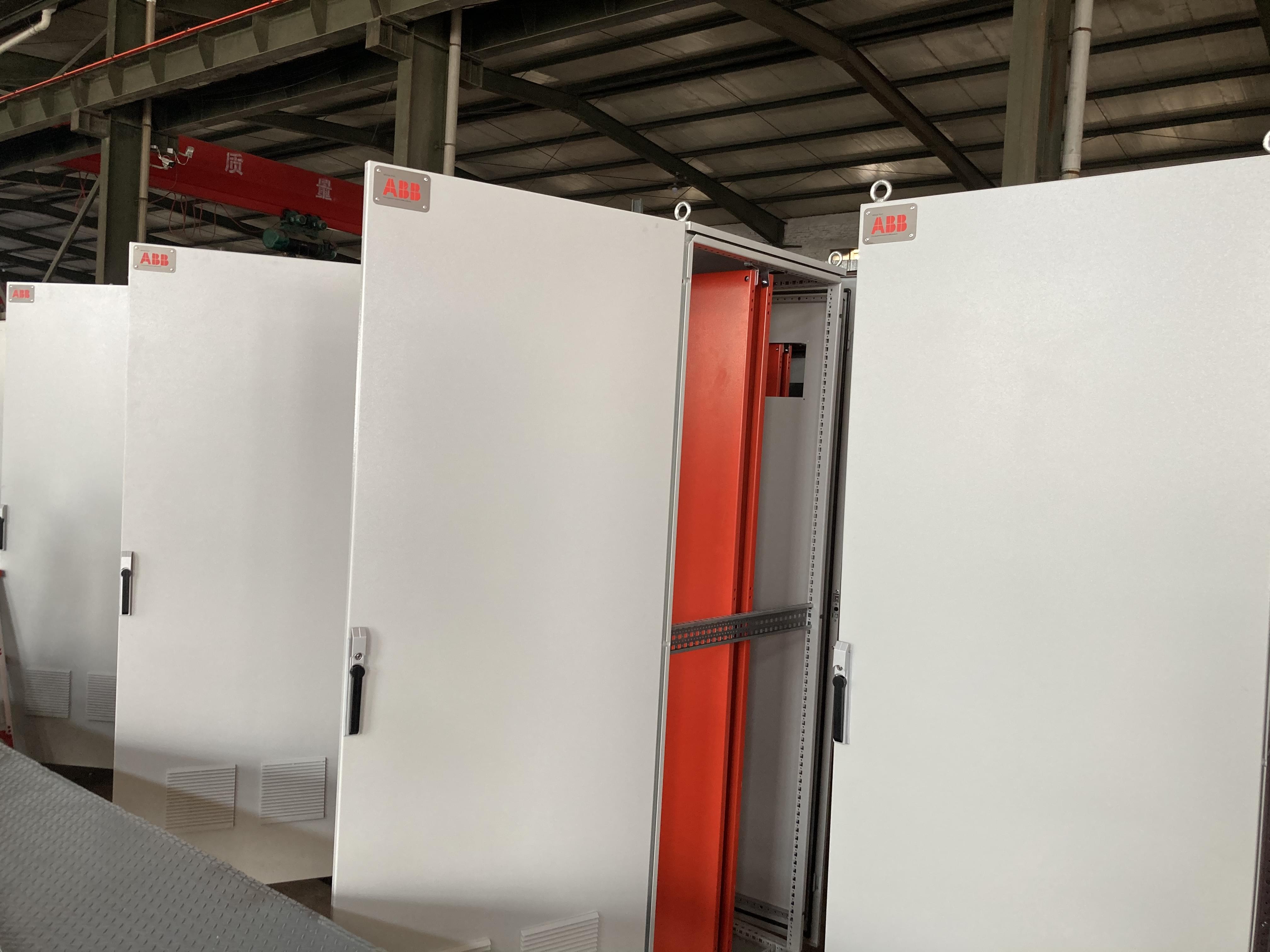 機箱機柜制作成帶有線路防護裝置的技術實現要素有什么？